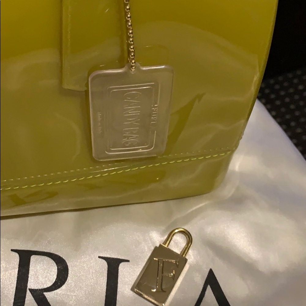 Handbag - Picture 3 of 4